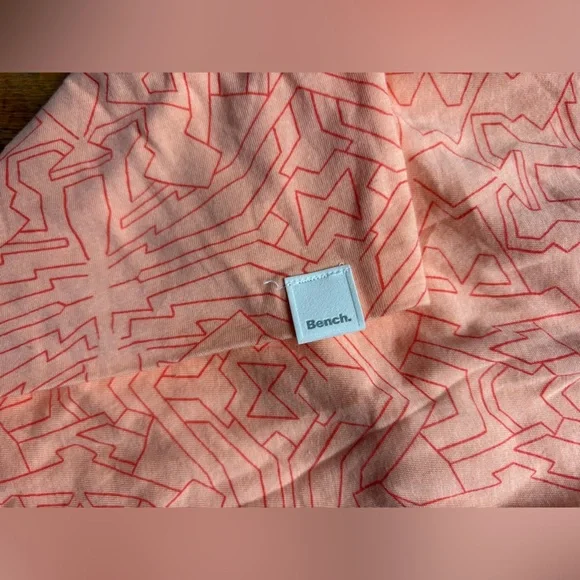 Bench dress - Picture 2 of 9